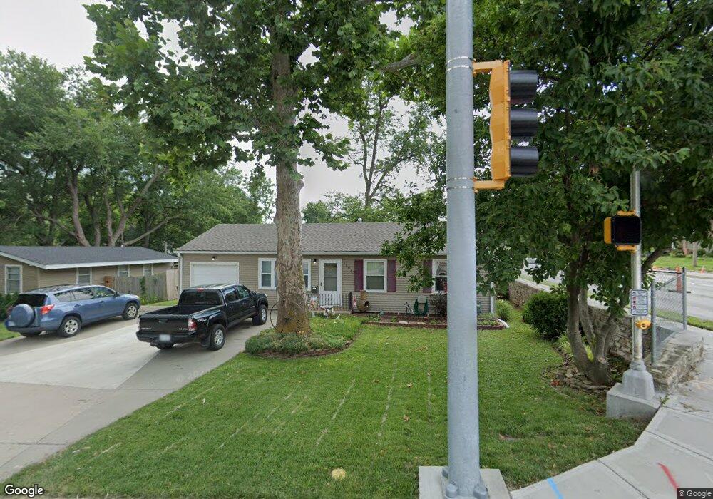 11825 W 67th St, Shawnee, KS 66203 - photo 1