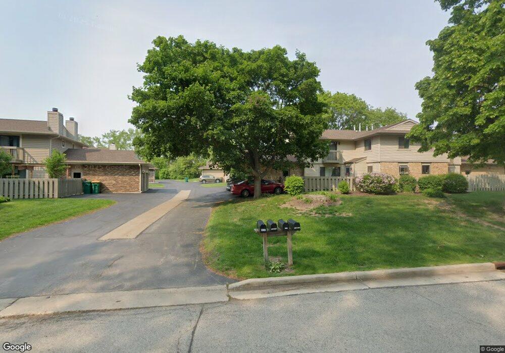 16302 W Coachlight Dr unit D3, New Berlin, WI 53151 - photo 1