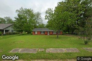 211 Deerbrook St, Brooksville, MS 39739
