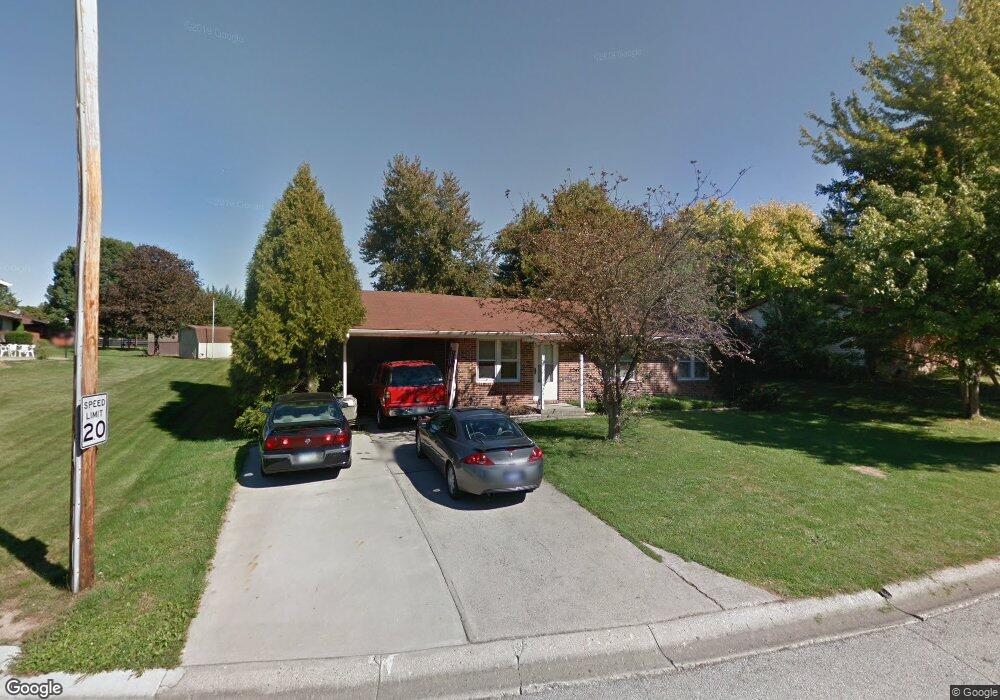 404 Pheasant Run Dr, Batesville, IN 47006 - photo 1