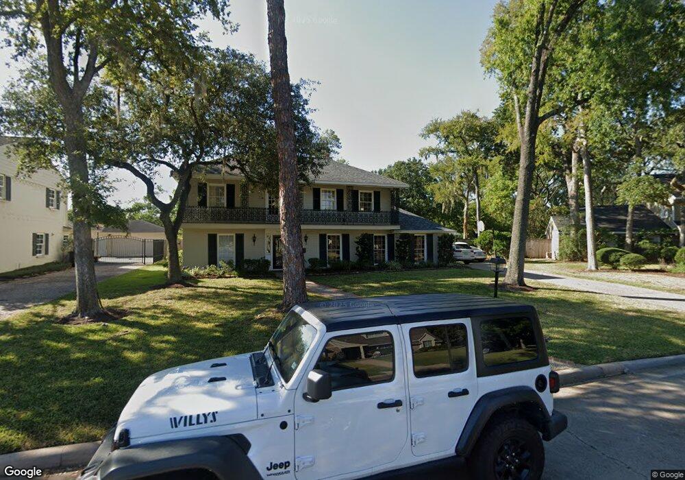 13515 Indian Creek Rd, Houston, TX 77079 - photo 1