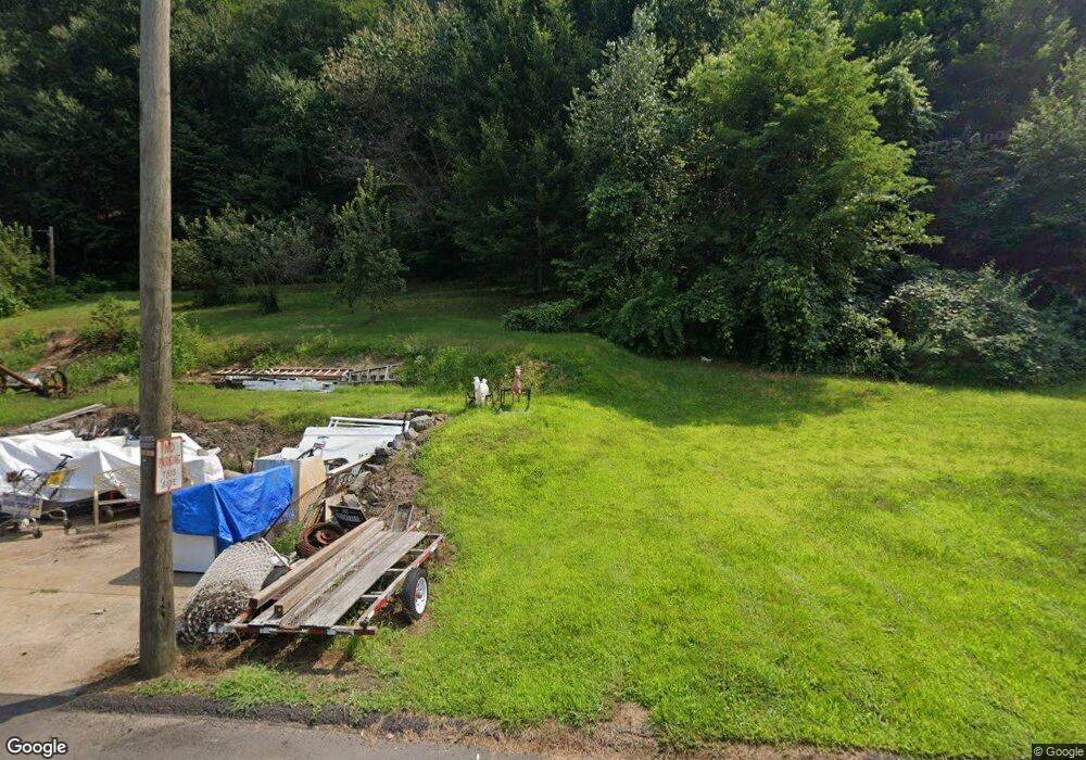 67 Newport St, Glen Lyon, PA 18617 - photo 1