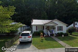 419 E McDonald Ave, Man, WV 25635