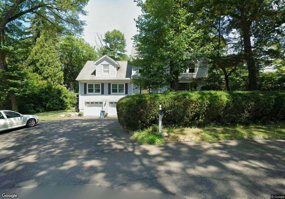 88 Colgate Ave, Wyckoff, NJ 07481 - photo 1