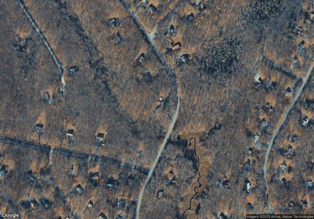 137 Aspen Dr, Milford, PA 18337 - photo 1