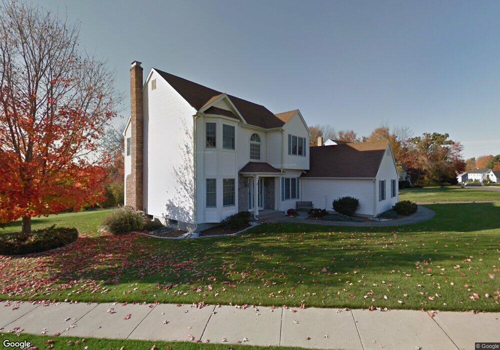 3 Sea Island, Glastonbury, CT 06033 - photo 1