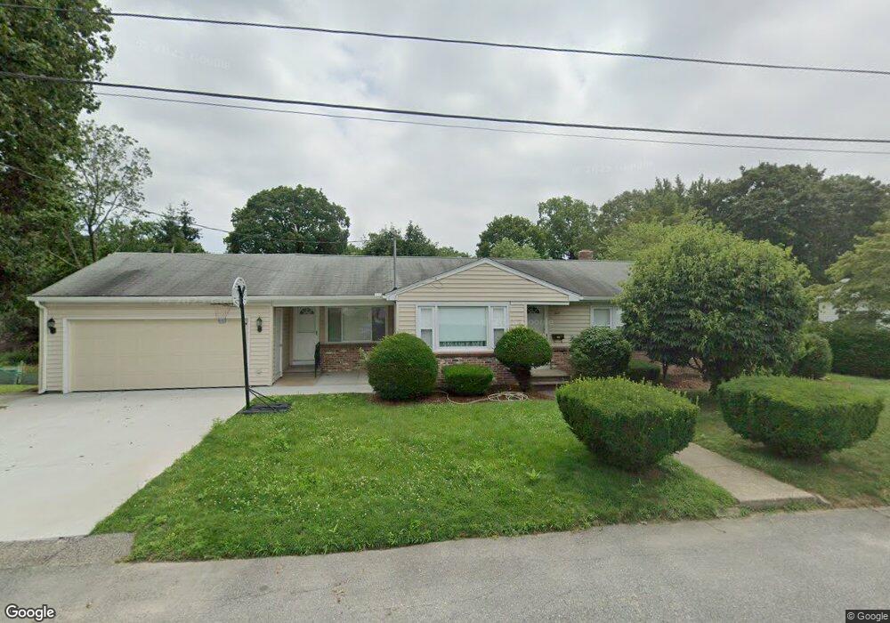 4 Manor Rd, Cranston, RI 02920 - photo 1