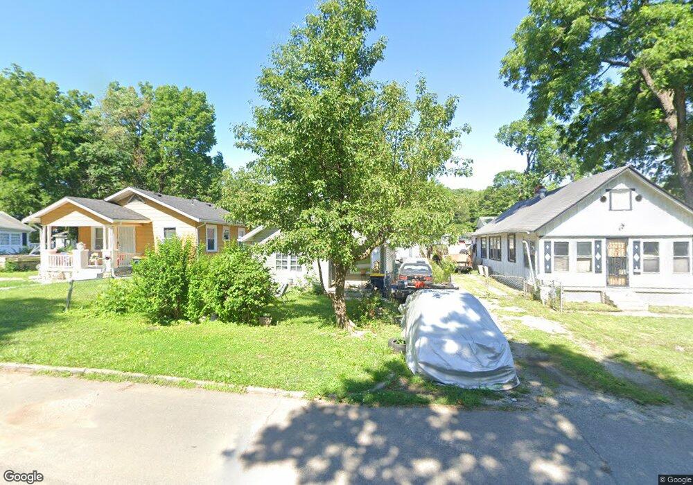 7010 Walrond Ave, Kansas City, MO 64132 - photo 1