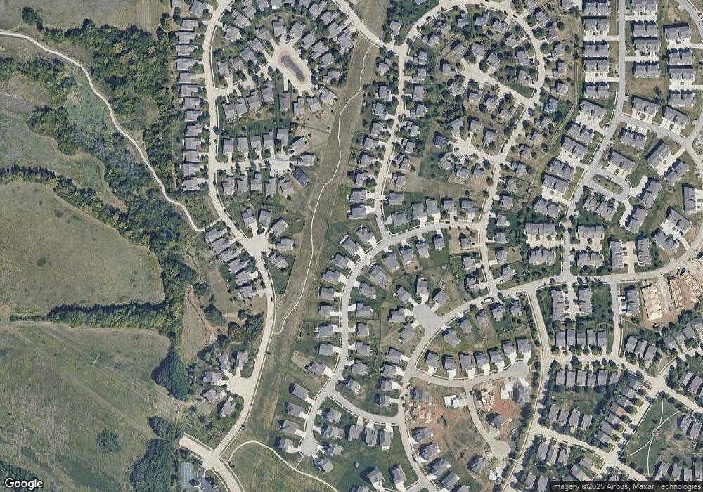 8912 Sunray Dr, Lenexa, KS 66227 - photo 1