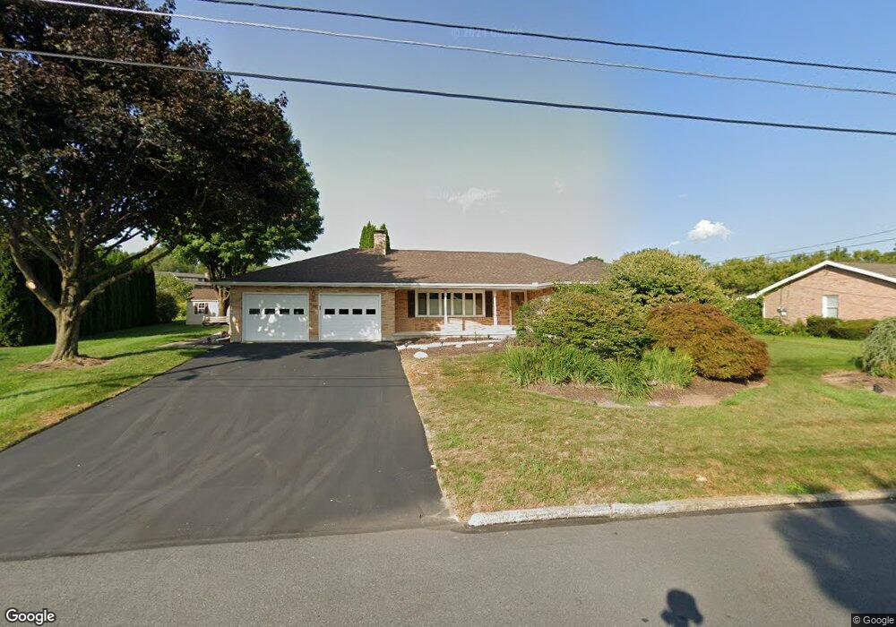 305 Birch St, Easton, PA 18040 - photo 1