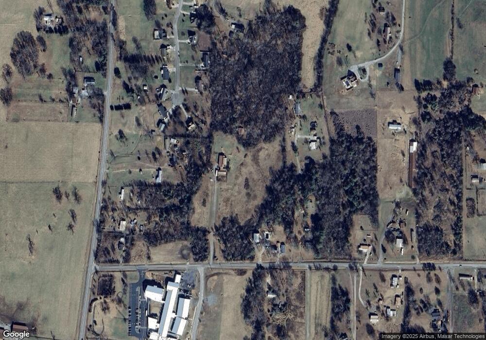 145 Mcentire Cir, Chatsworth, GA 30705 - photo 1