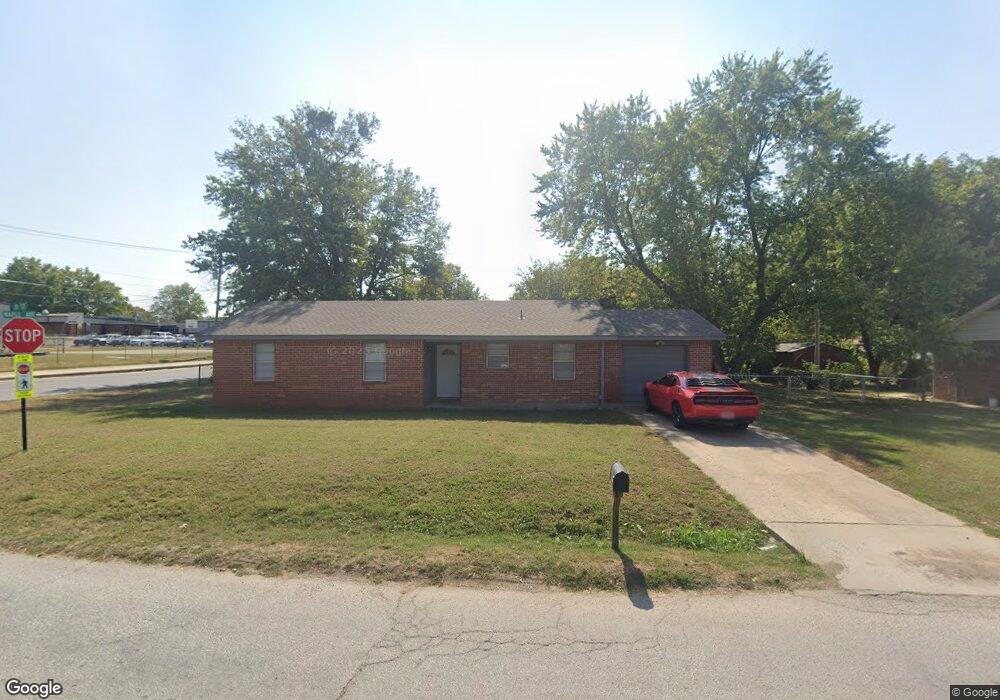 410 Jo St, Tahlequah, OK 74464 - photo 1