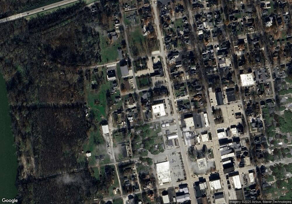 516 2nd St, Covington, IN 47932 - photo 1