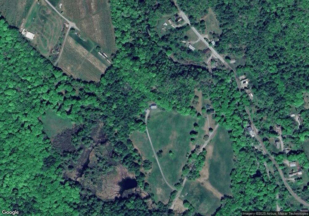 62 Cemetery Rd, Putney, VT 05346 - photo 1