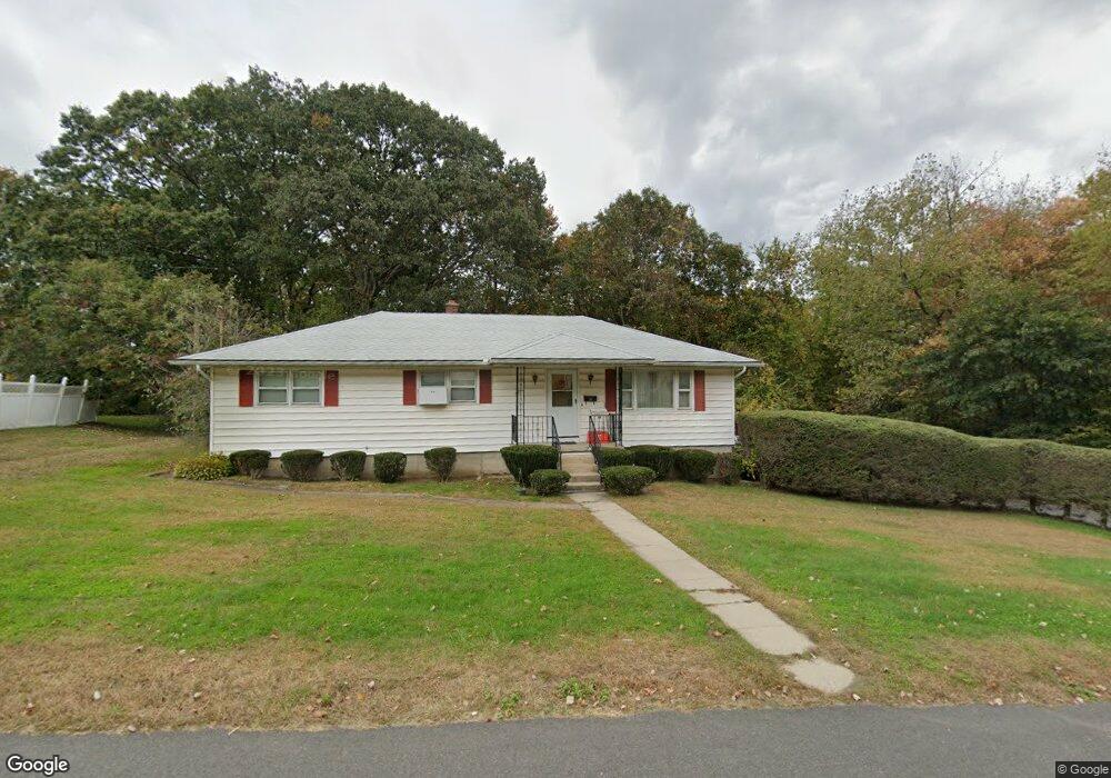 131 Blueberry Hill Rd, Waterbury, CT 06704 - photo 1