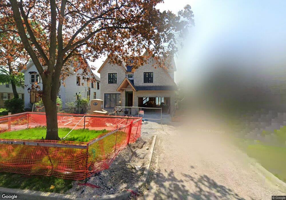 144 N Evergreen Ave, Elmhurst, IL 60126 - photo 1