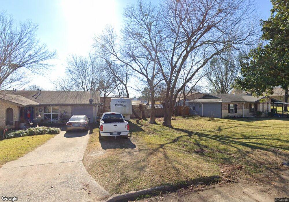 508 W Star St, Denison, TX 75020 - photo 1