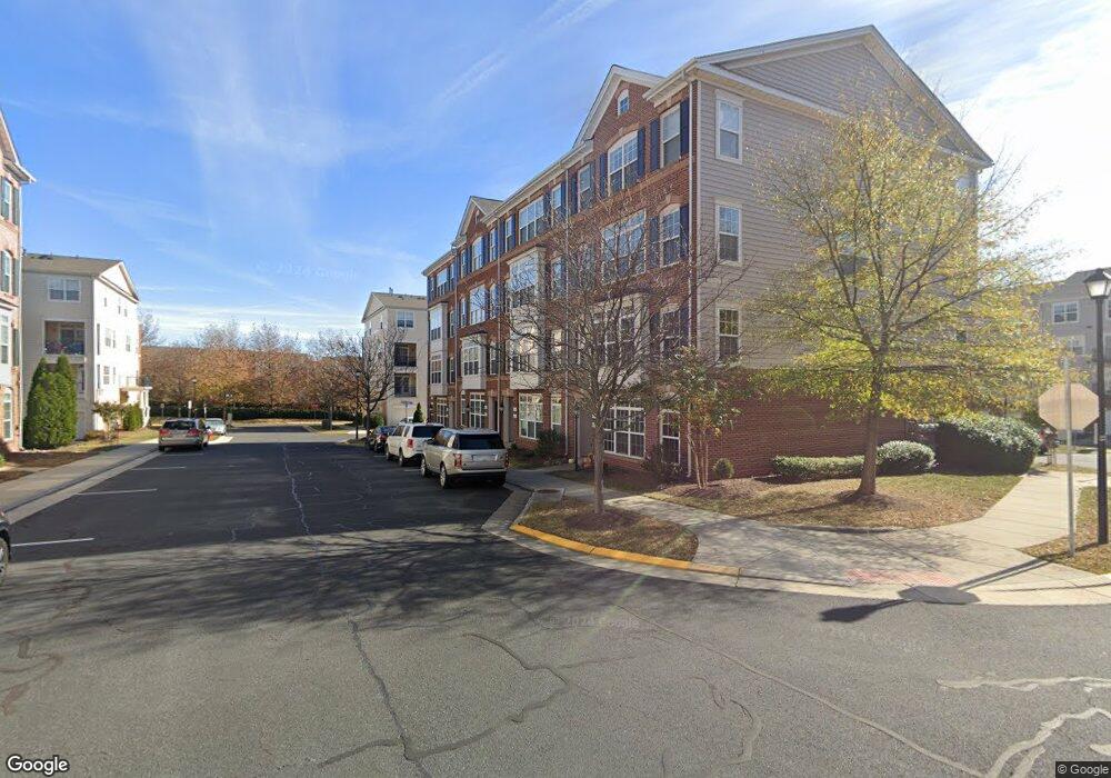 42683 Hollyhock Terrace unit 14H, Ashburn, VA 20148 - photo 1