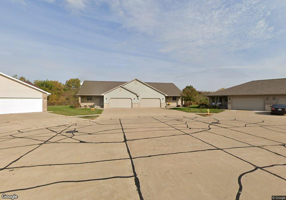 3754 N Terri Ln, Appleton, WI 54914 - photo 1