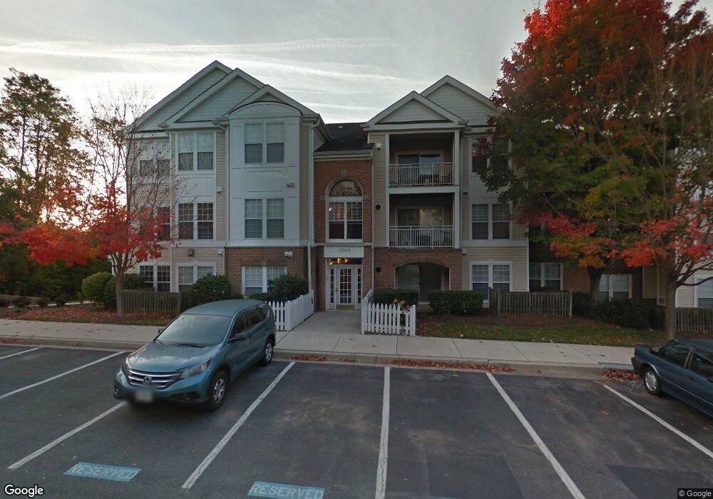 12000 Amber Ridge Cir unit 302, Germantown, MD 20876 - photo 1