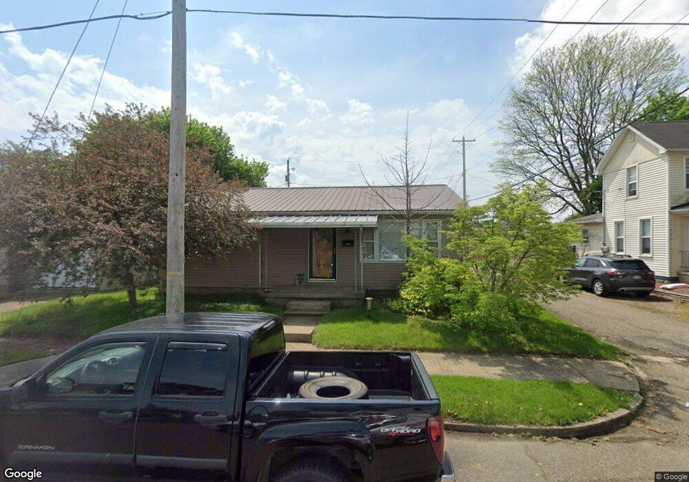 925 Vine St, Coshocton, OH 43812 - photo 1