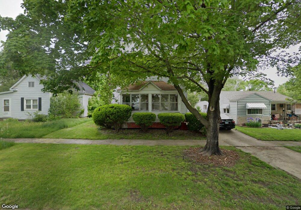 716 Edgar Ave, Mattoon, IL 61938 - photo 1