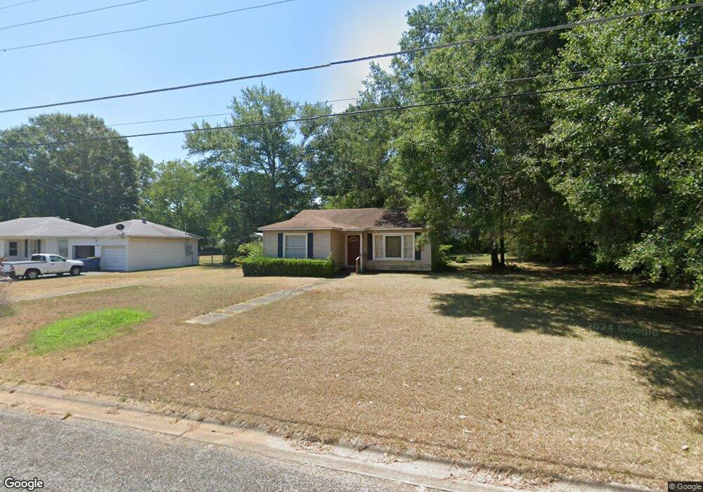 644 Camp St, Kilgore, TX 75662 - photo 1