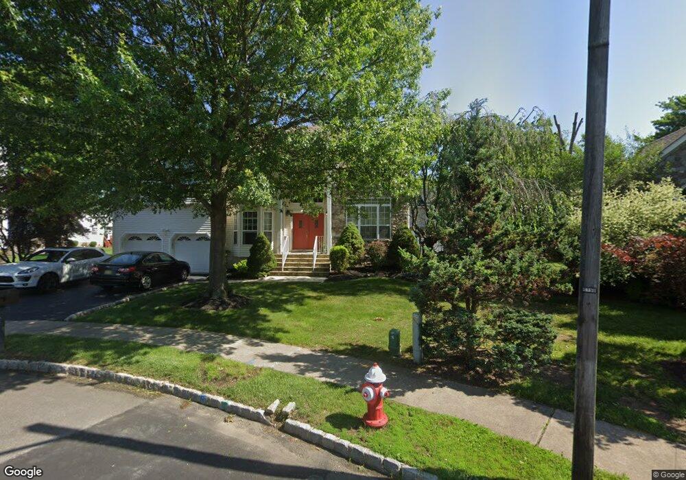 41 Greyhound Ct, Kendall Park, NJ 08824 - photo 1