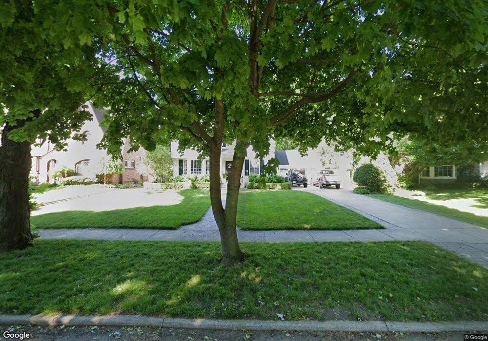 833 Whittier Rd, Grosse Pointe Park, MI 48230 - photo 1