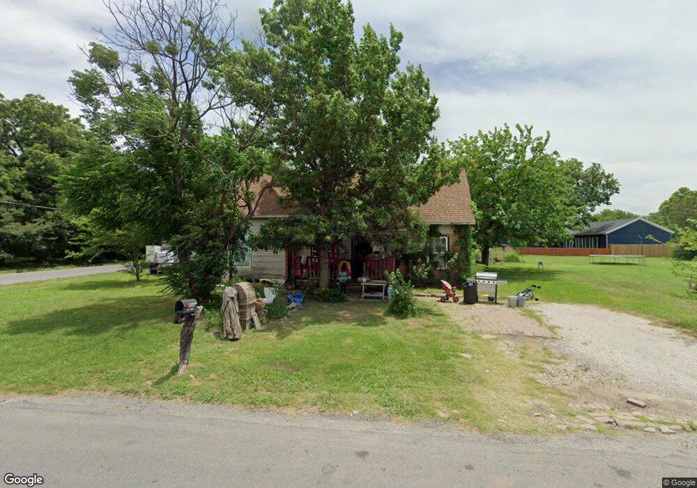 713 N Throckmorton St, Sherman, TX 75090 - photo 1