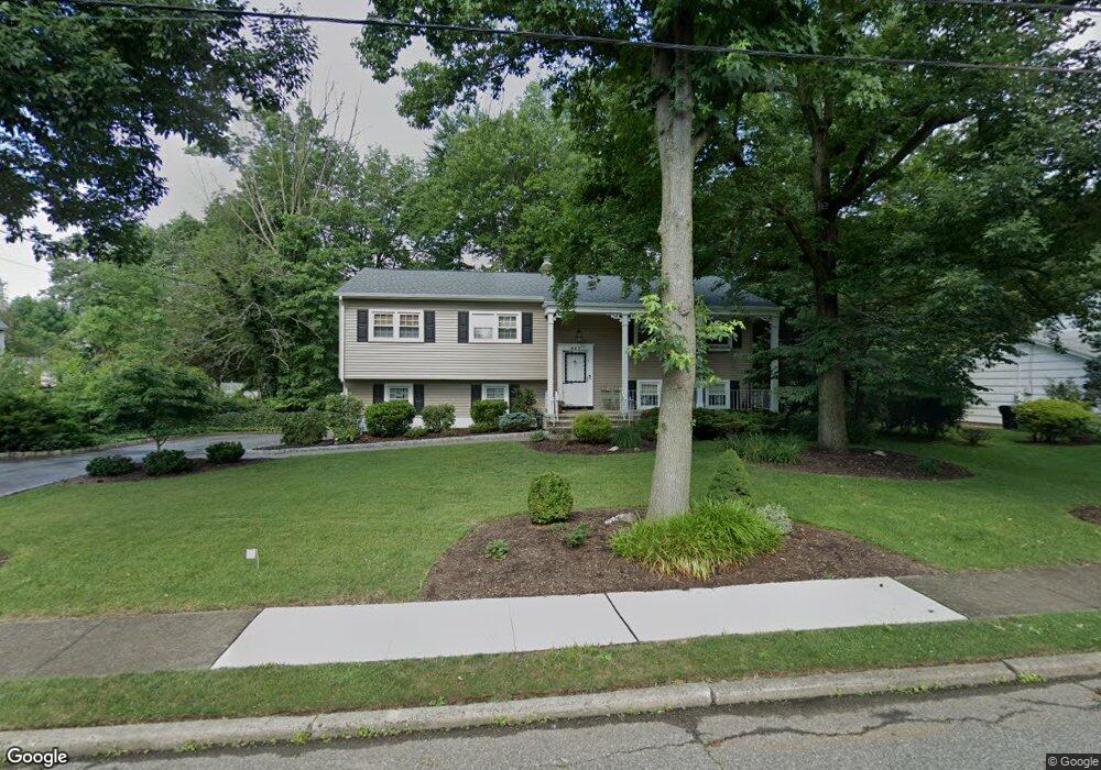 467 Tulane Ct, Paramus, NJ 07652 - photo 1