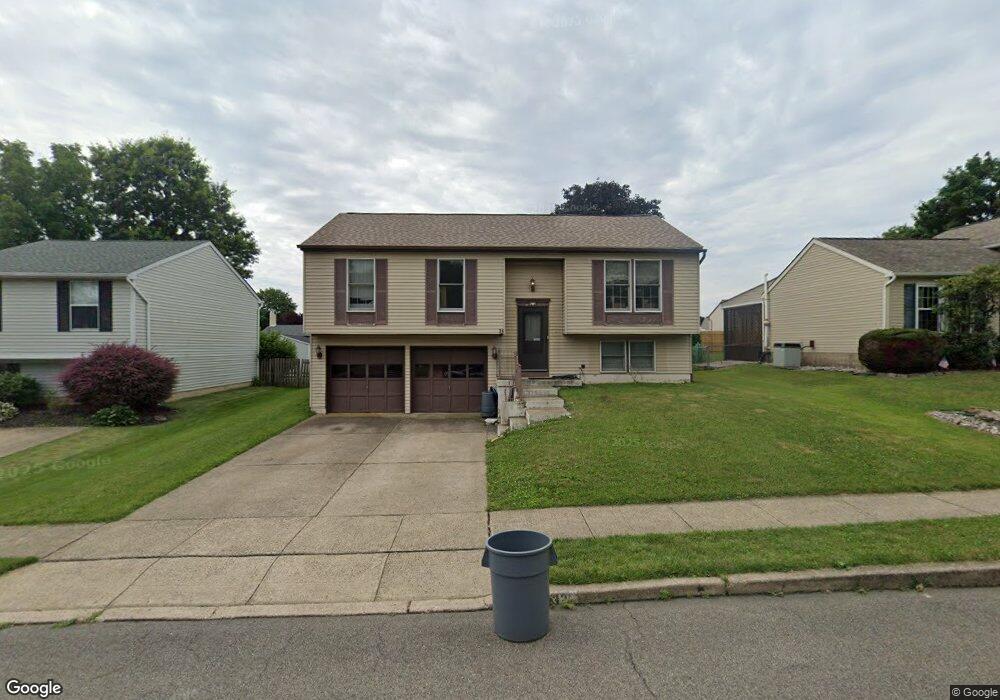 132 Penns Grant Dr, Morrisville, PA 19067 - photo 1