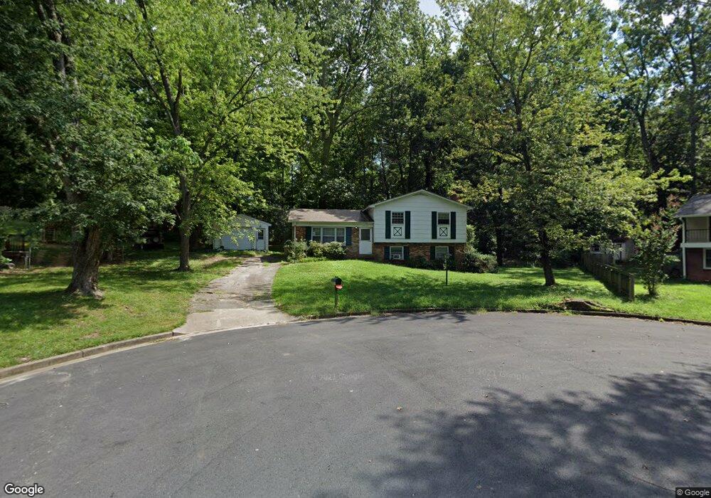 19010 Red Oak Ln, Triangle, VA 22172 - photo 1