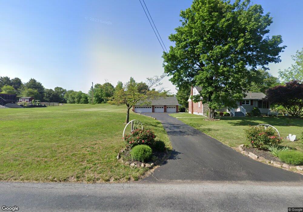 301 Kemp Rd, Pottstown, PA 19465 - photo 1