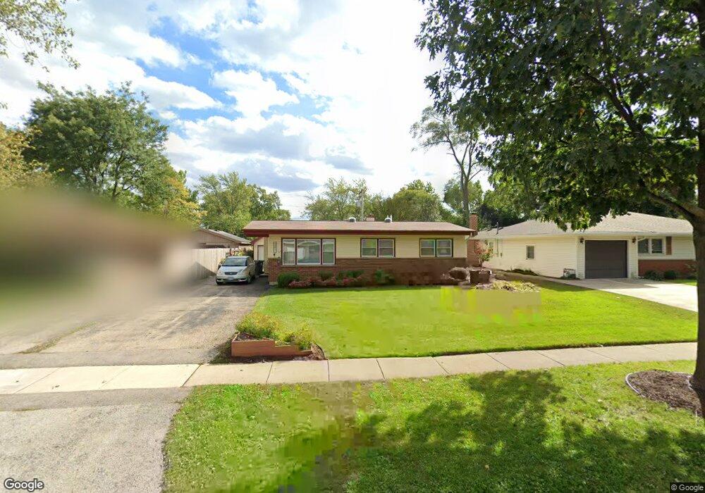 2011 Martin Ln, Rolling Meadows, IL 60008 - photo 1