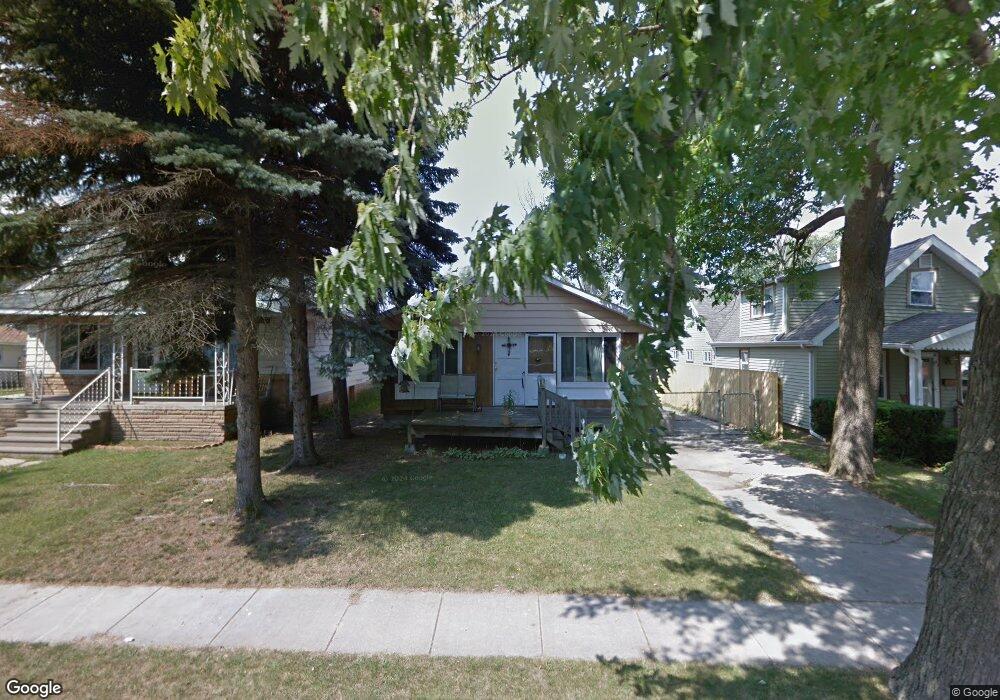 1811 Gillett St, Port Huron, MI 48060 - photo 1