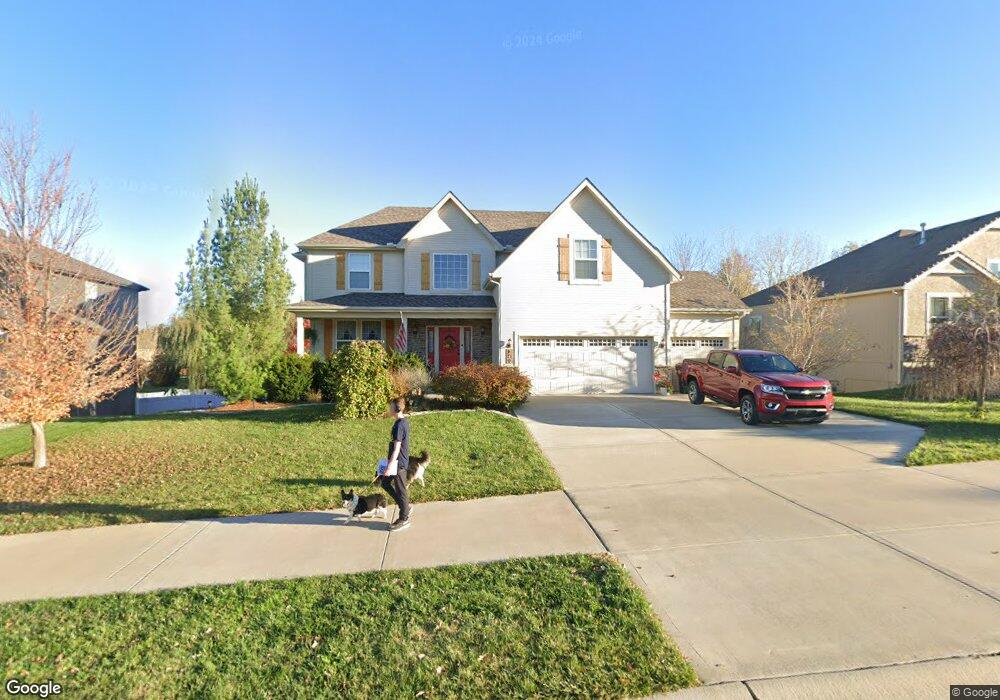 859 Clearview Dr, Lansing, KS 66043 - photo 1