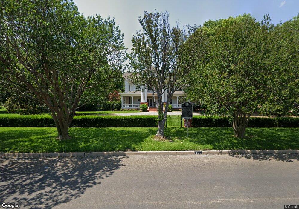 400 W Denton St, Ennis, TX 75119 - photo 1