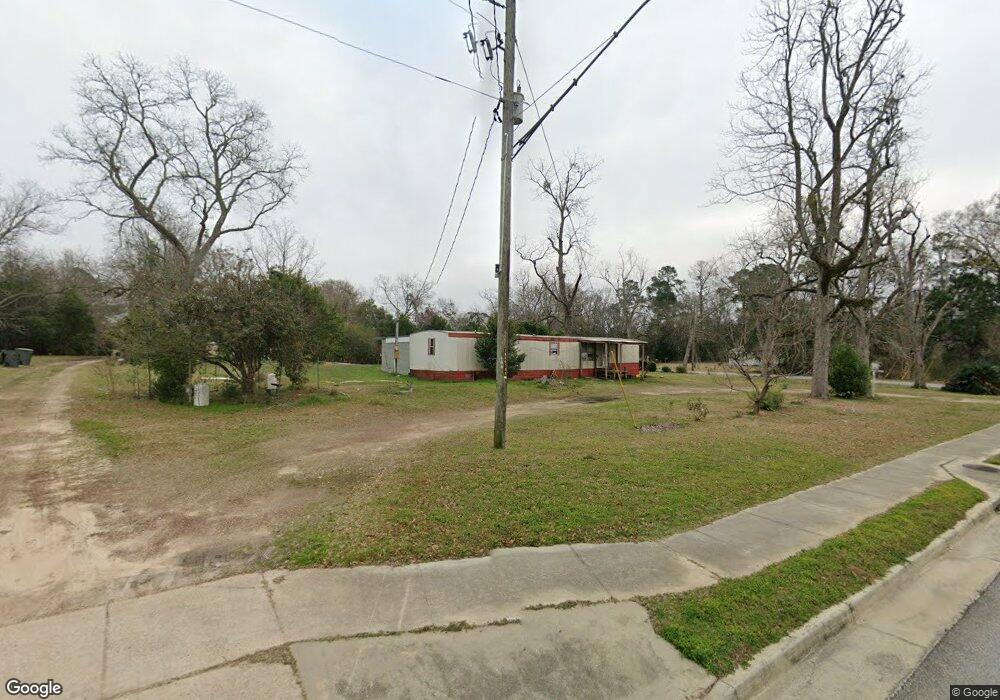 102 N Second St, Stillmore, GA 30464 - photo 1