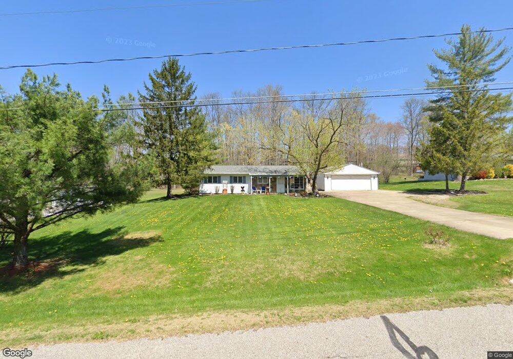 736 Robinhood Dr, Aurora, OH 44202 - photo 1