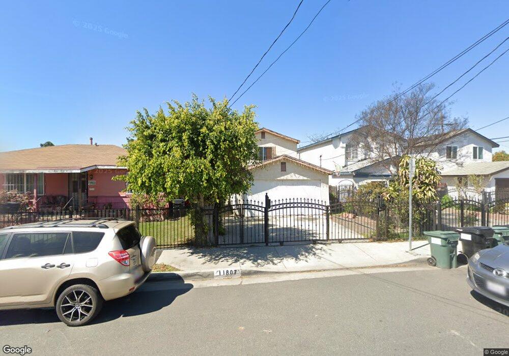 11807 Alabama St, Los Angeles, CA 90059 - photo 1