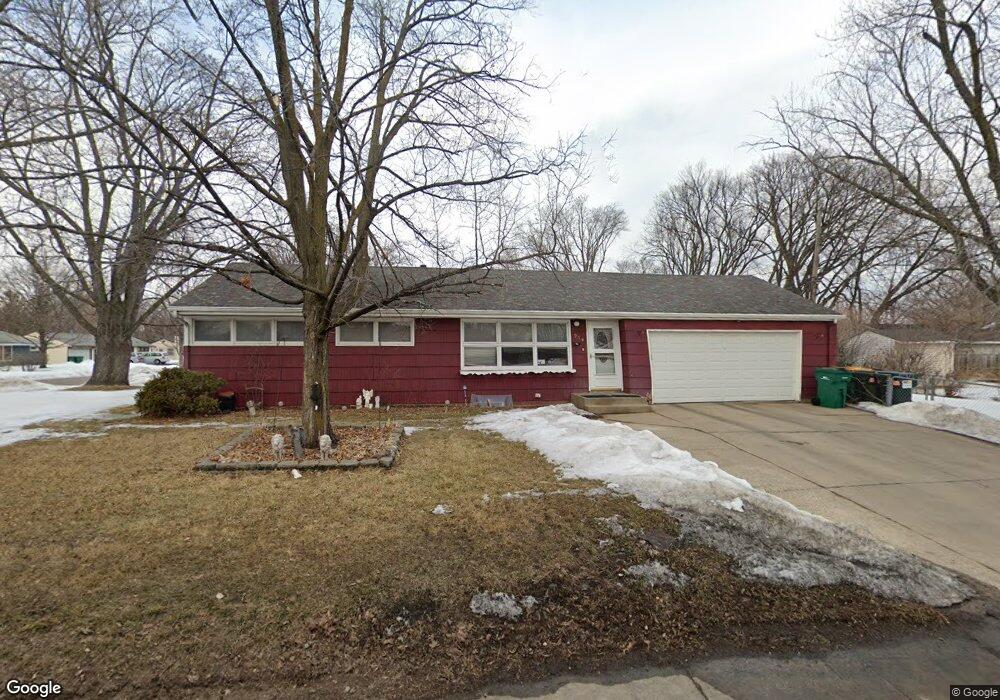 914 W 82nd St, Bloomington, MN 55420 - photo 1
