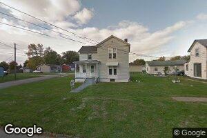611 S Main St, Abingdon, IL 61410