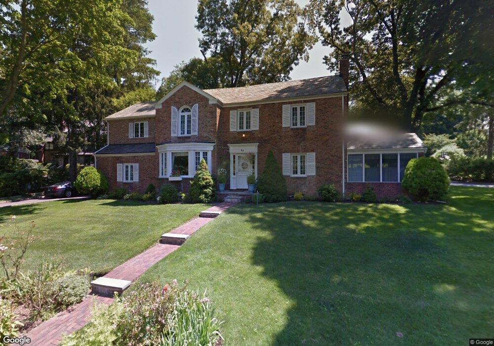 49 Chapel Rd, Manhasset, NY 11030 - photo 1