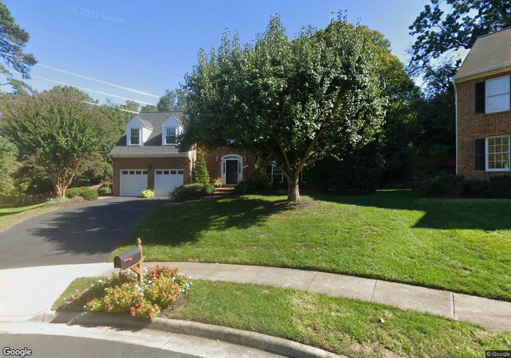 702 Talahi Ct SE, Vienna, VA 22180 - photo 1