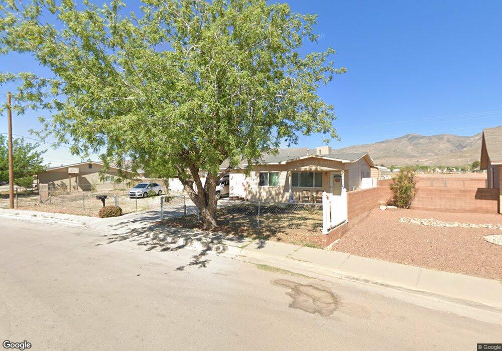 203 Plainview Dr, Alamogordo, NM 88310 - photo 1