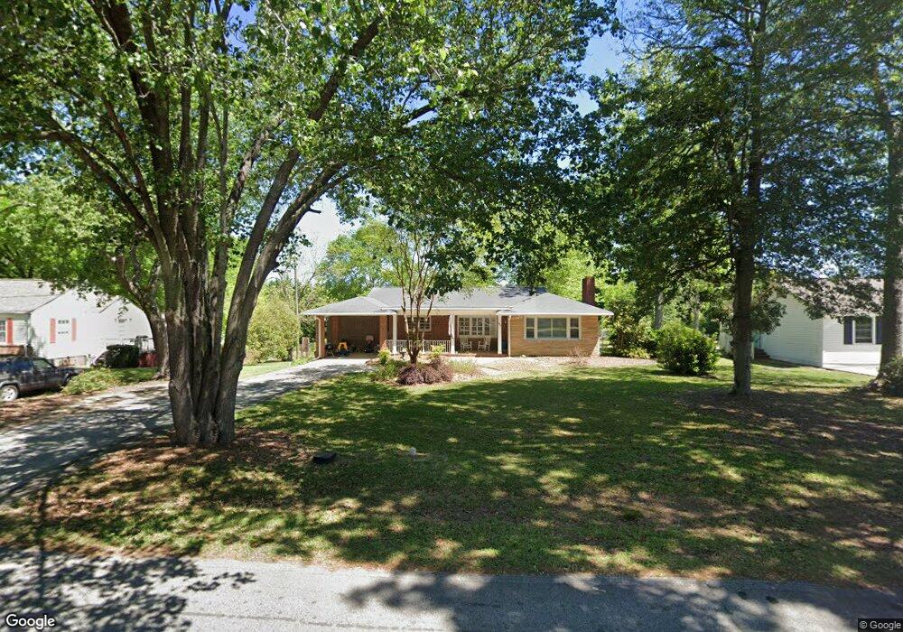 607 Spencer St, Barnesville, GA 30204 - photo 1