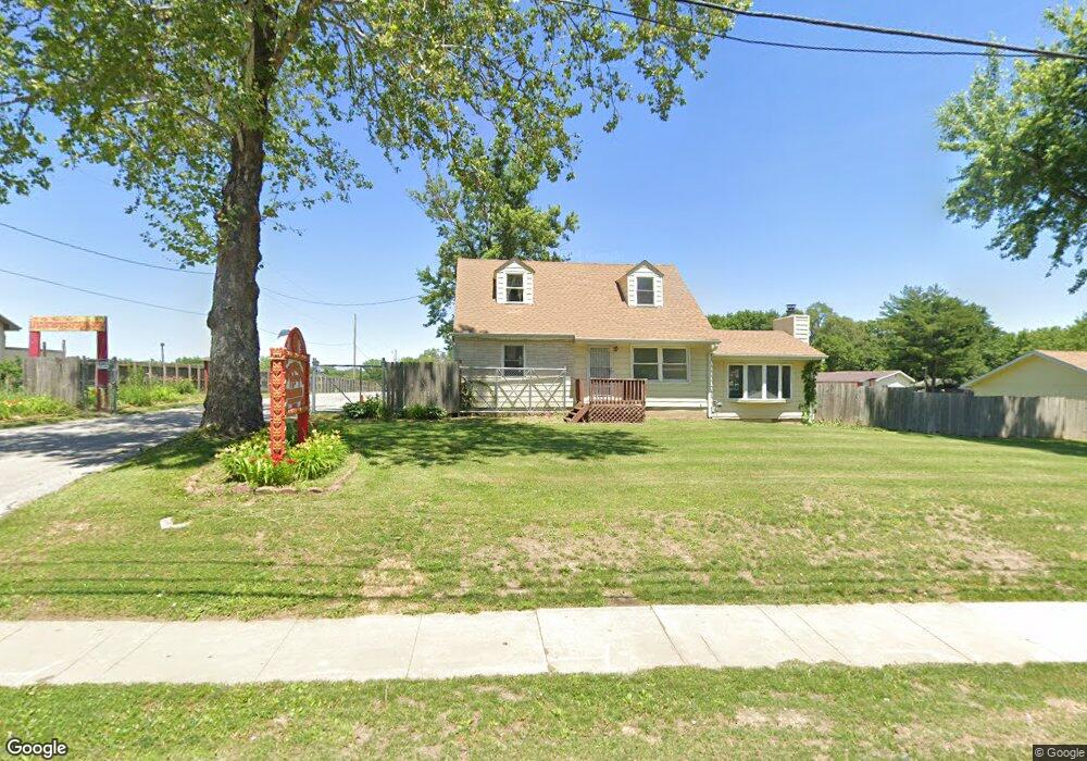 1806 E Park Ave, Des Moines, IA 50320 - photo 1