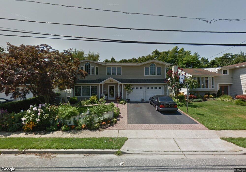 2908 Joyce Ln, Merrick, NY 11566 - photo 1