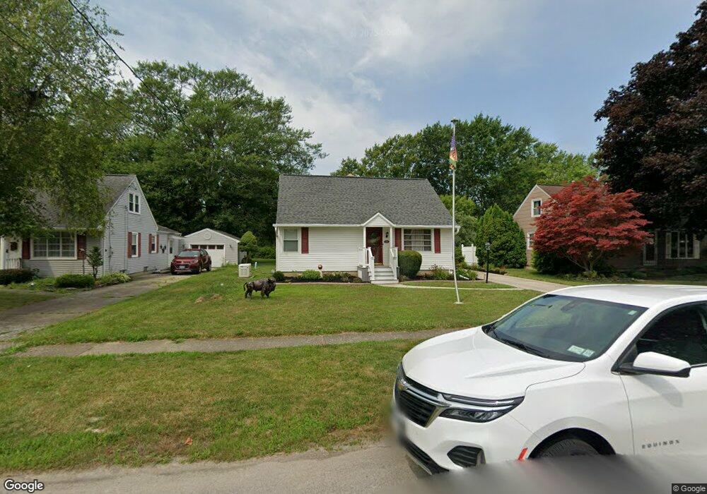 272 Drake Dr, North Tonawanda, NY 14120 - photo 1